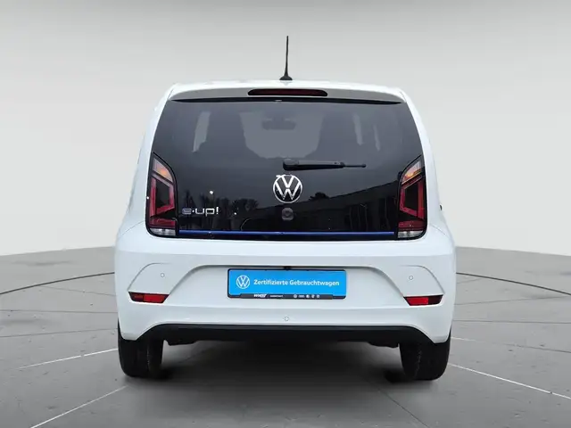 Volkswagen E-Up! view 7