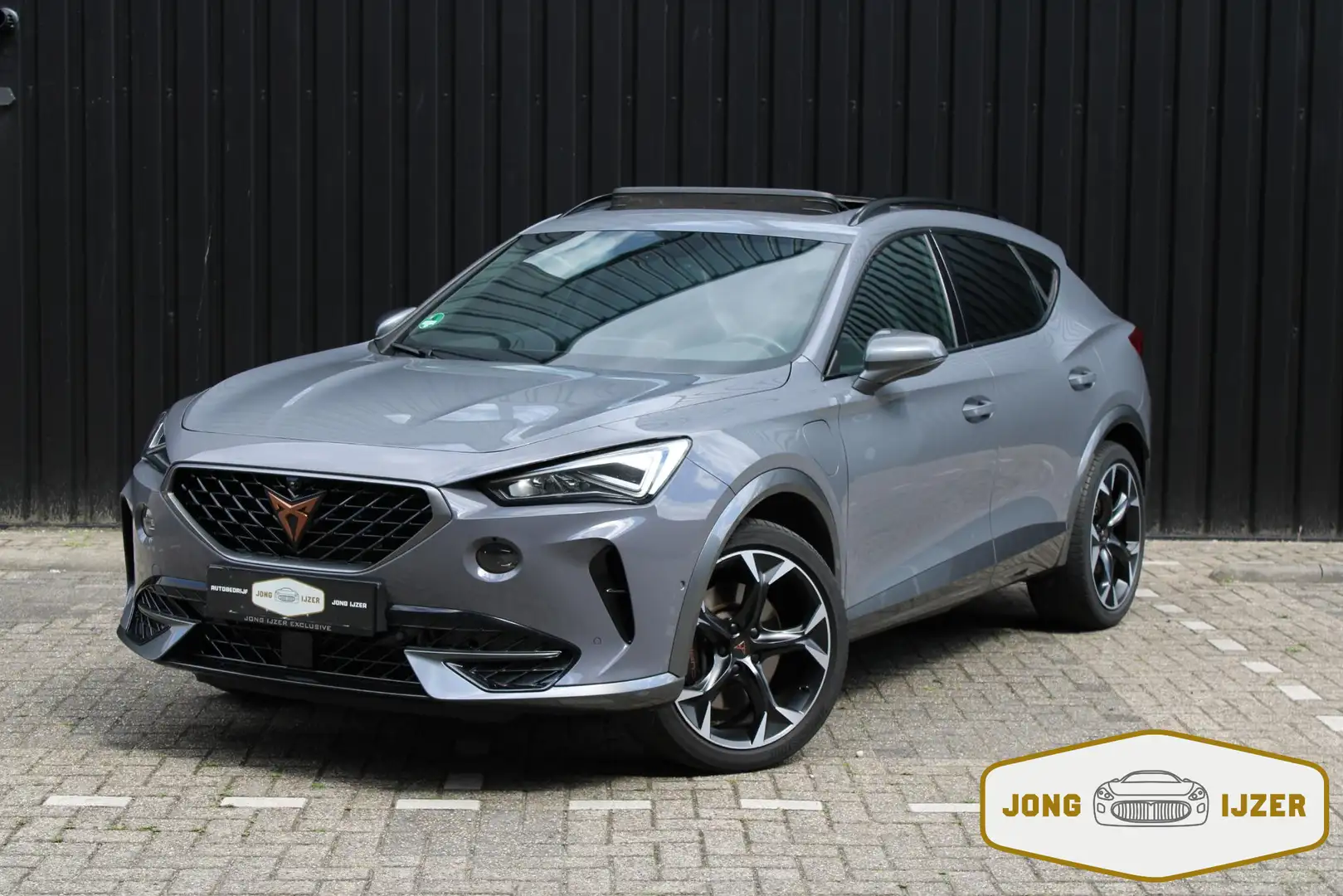 CUPRA Formentor 1.4 e-Hybrid VZ Copper PANO MEMORY 360 CAM Grijs - 1