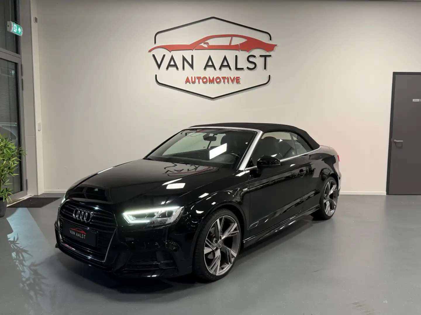 Audi A3 Cabriolet 35 TFSI CoD Advance Sport / Automaat / 3 Zwart - 2