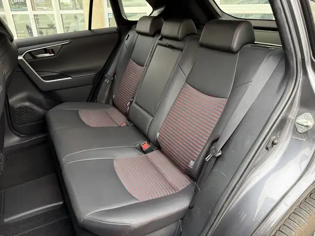 Toyota Rav4 view 15