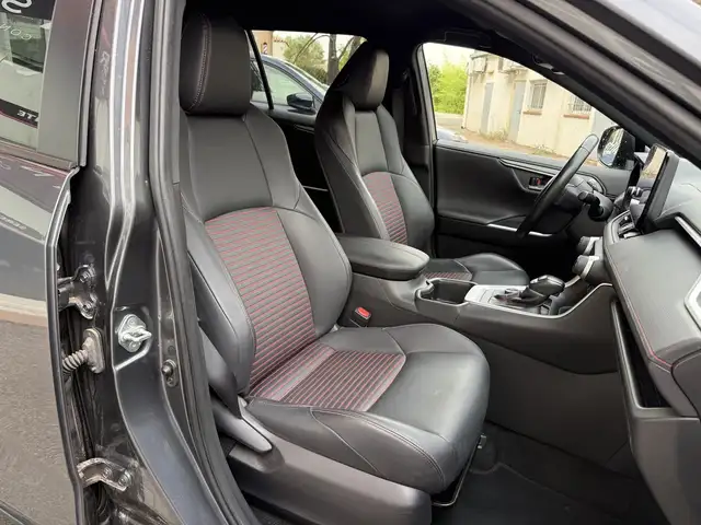 Toyota Rav4 view 12