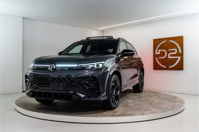 2025 Volkswagen Tiguan in Grey for sale