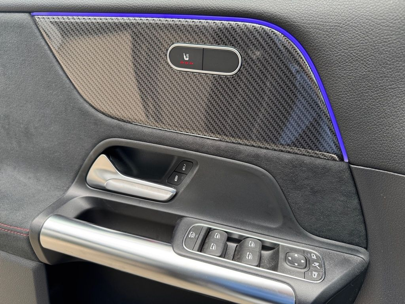 Mercedes-Benz GLA 250 e AMG, Pano, AHK, aug. Reality, R-Kamera — photo 8