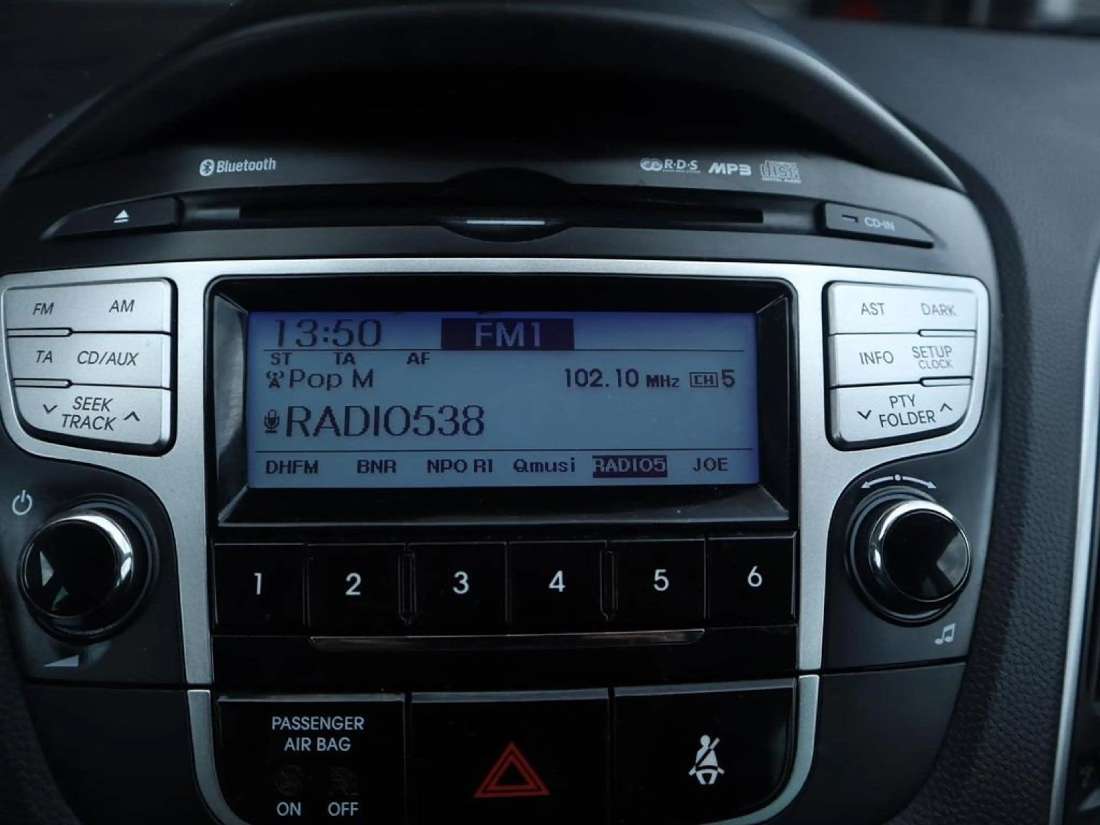 Hyundai iX35 2.0i Style | Cruise | Clima | Keyless start+entry — photo 19