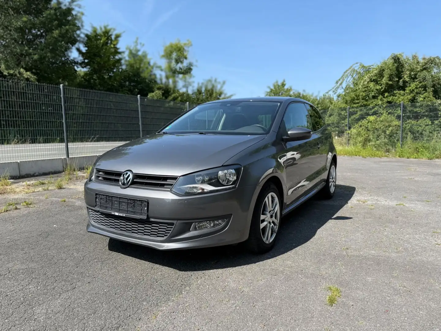 Volkswagen Polo V Team Grau - 1