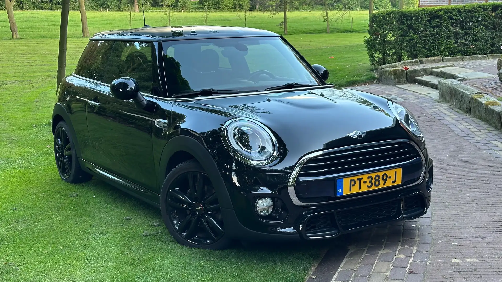 MINI Cooper Cooper 1.5 King's Cross Zwart - 1