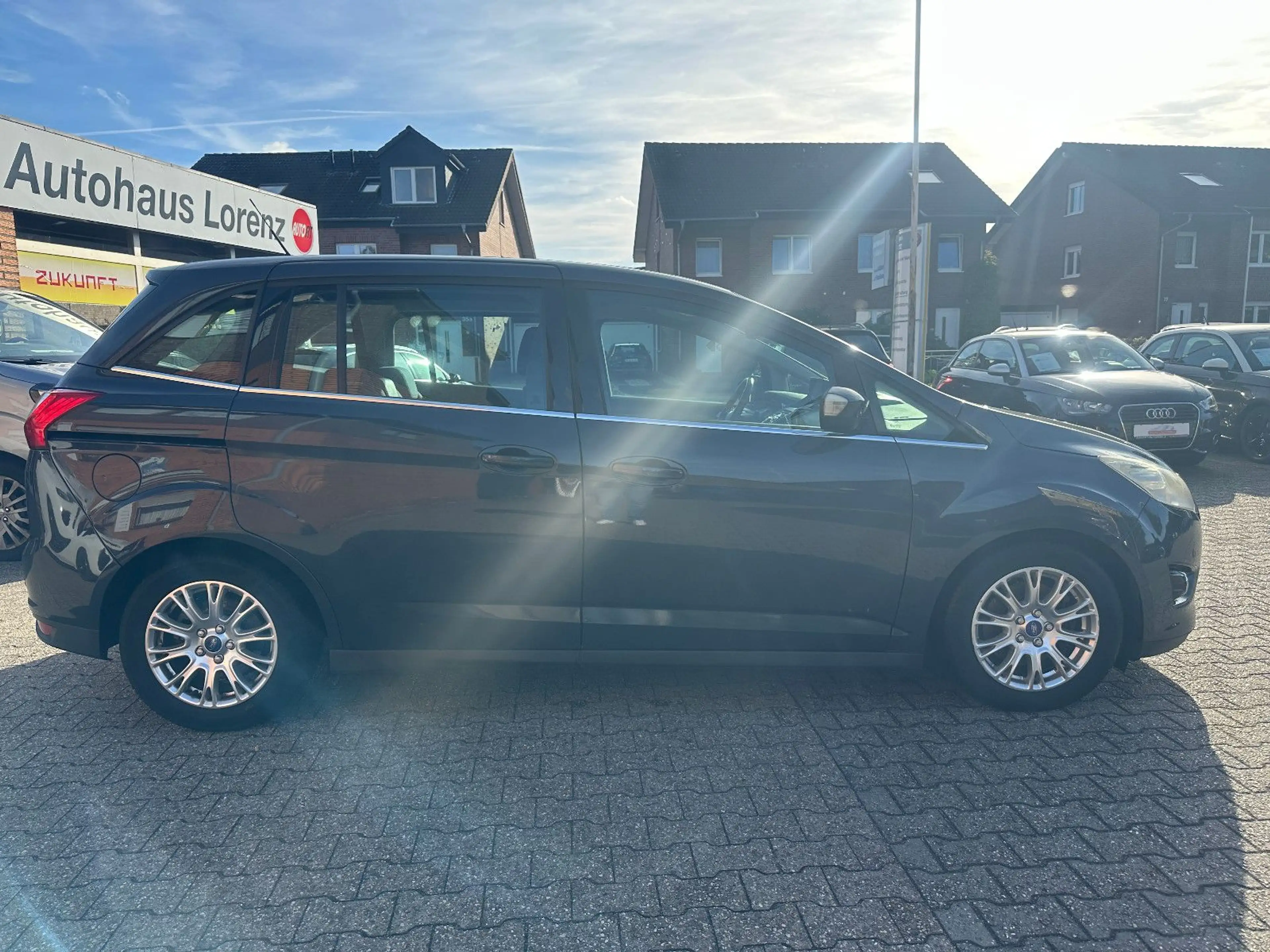 Ford Grand C-Max Titanium /KAMERA/CARPLAY/ *7 SITZER* — photo 6