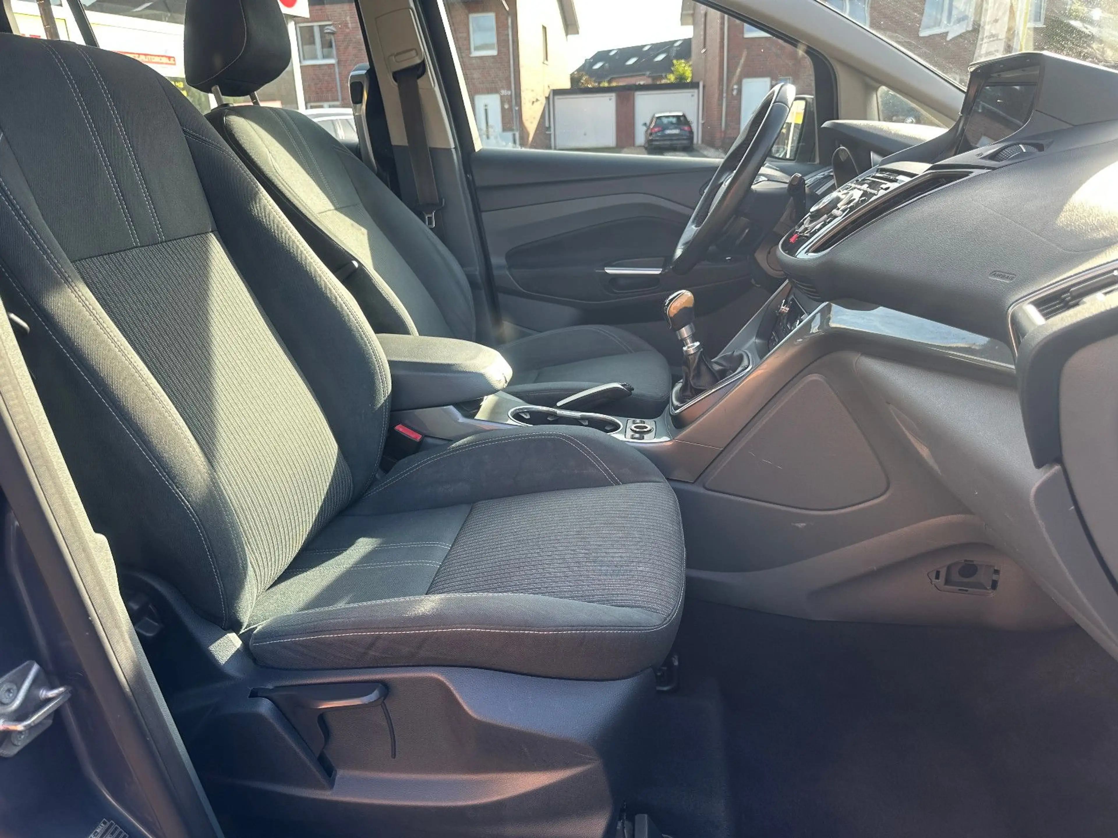 Ford Grand C-Max Titanium /KAMERA/CARPLAY/ *7 SITZER* — photo 14