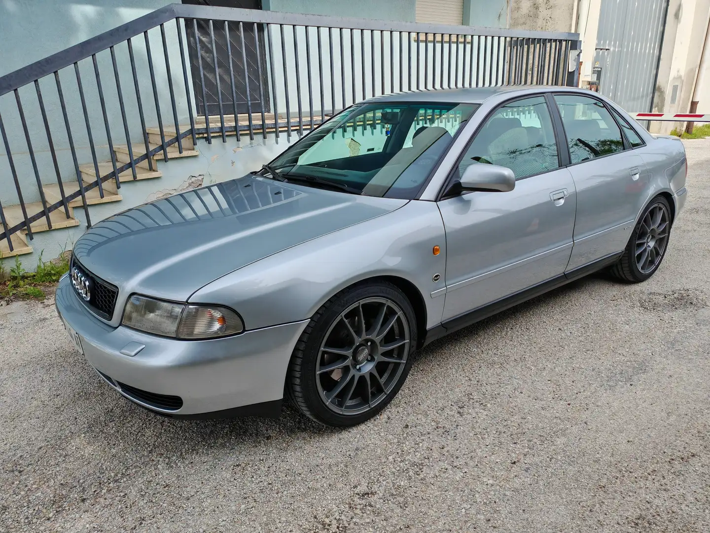 Audi A4 A4 b5 1.8 turbo quattro 150cv Argintiu - 1