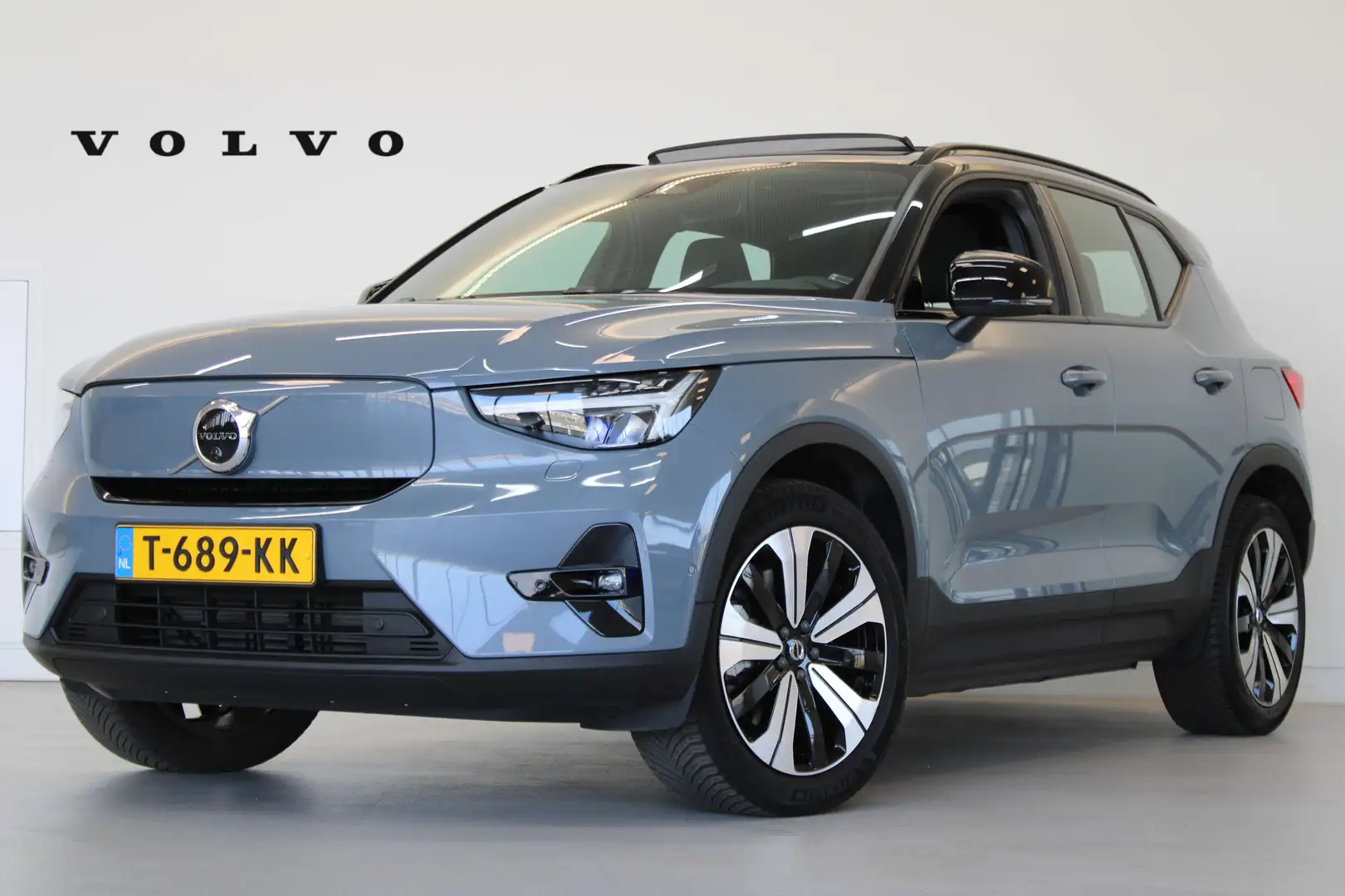 Volvo XC40 Recharge 231PK Ultimate Panoramadak | Trekhaak | H Gris - 1