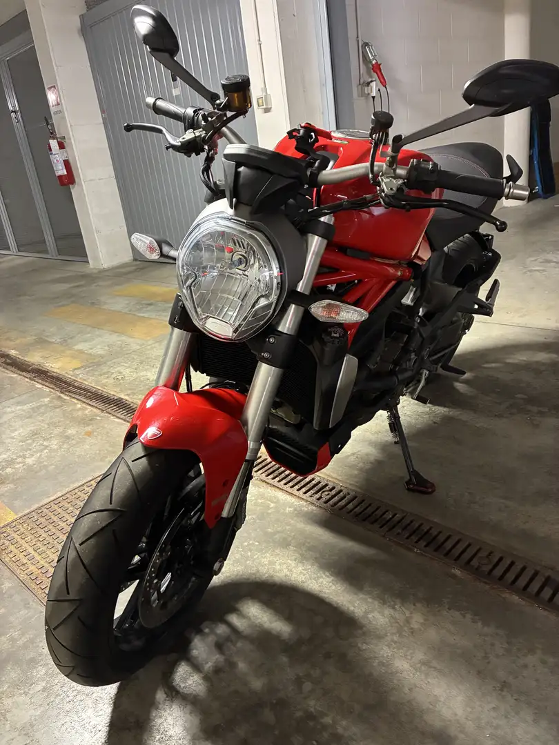 Ducati Monster 1200 Roşu - 1