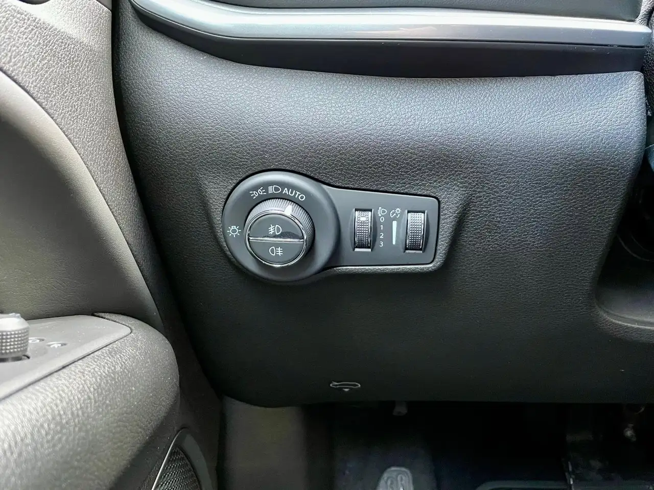 Jeep Compass AT 1.5 GSE 48V e-DCT Altitude 360°KAMERA 16