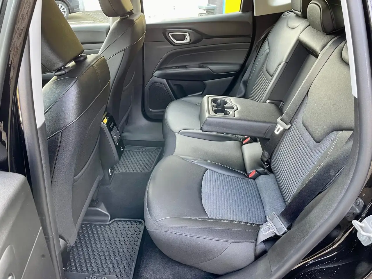 Jeep Compass AT 1.5 GSE 48V e-DCT Altitude 360°KAMERA 31