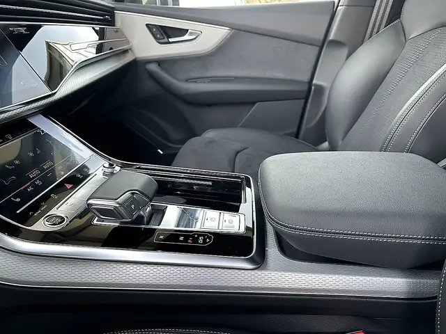 Audi Q7 55 TFSI e PHEV quattro S-line Panorama, AHK, Ka... Ansicht 16