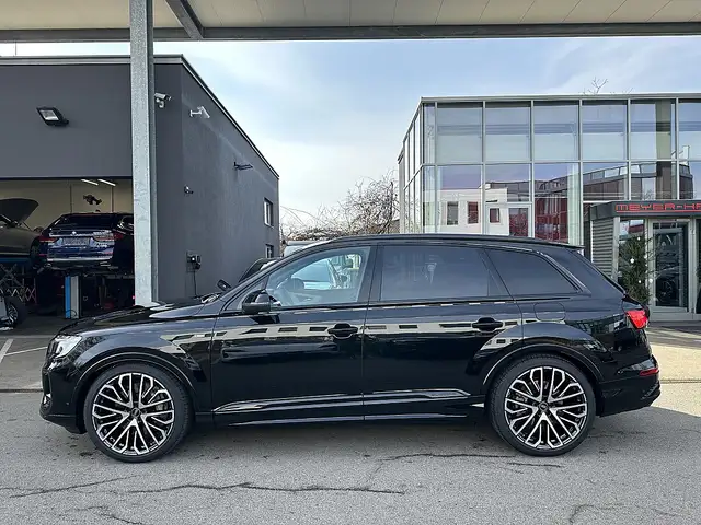 Audi Q7 55 TFSI e PHEV quattro S-line Panorama, AHK, Ka... Ansicht 5