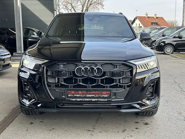 Audi Q7 55 TFSI e PHEV quattro S-line Panorama, AHK, Ka... Ansicht 2