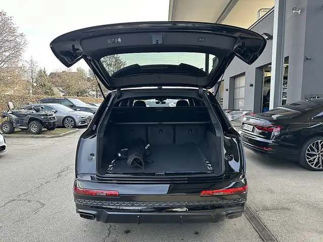 Audi Q7 55 TFSI e PHEV quattro S-line Panorama, AHK, Ka... Ansicht 9