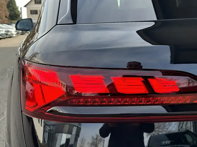 Audi Q7 55 TFSI e PHEV quattro S-line Panorama, AHK, Ka... Ansicht 8