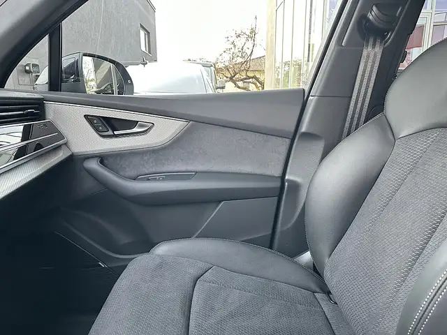 Audi Q7 55 TFSI e PHEV quattro S-line Panorama, AHK, Ka... Ansicht 15