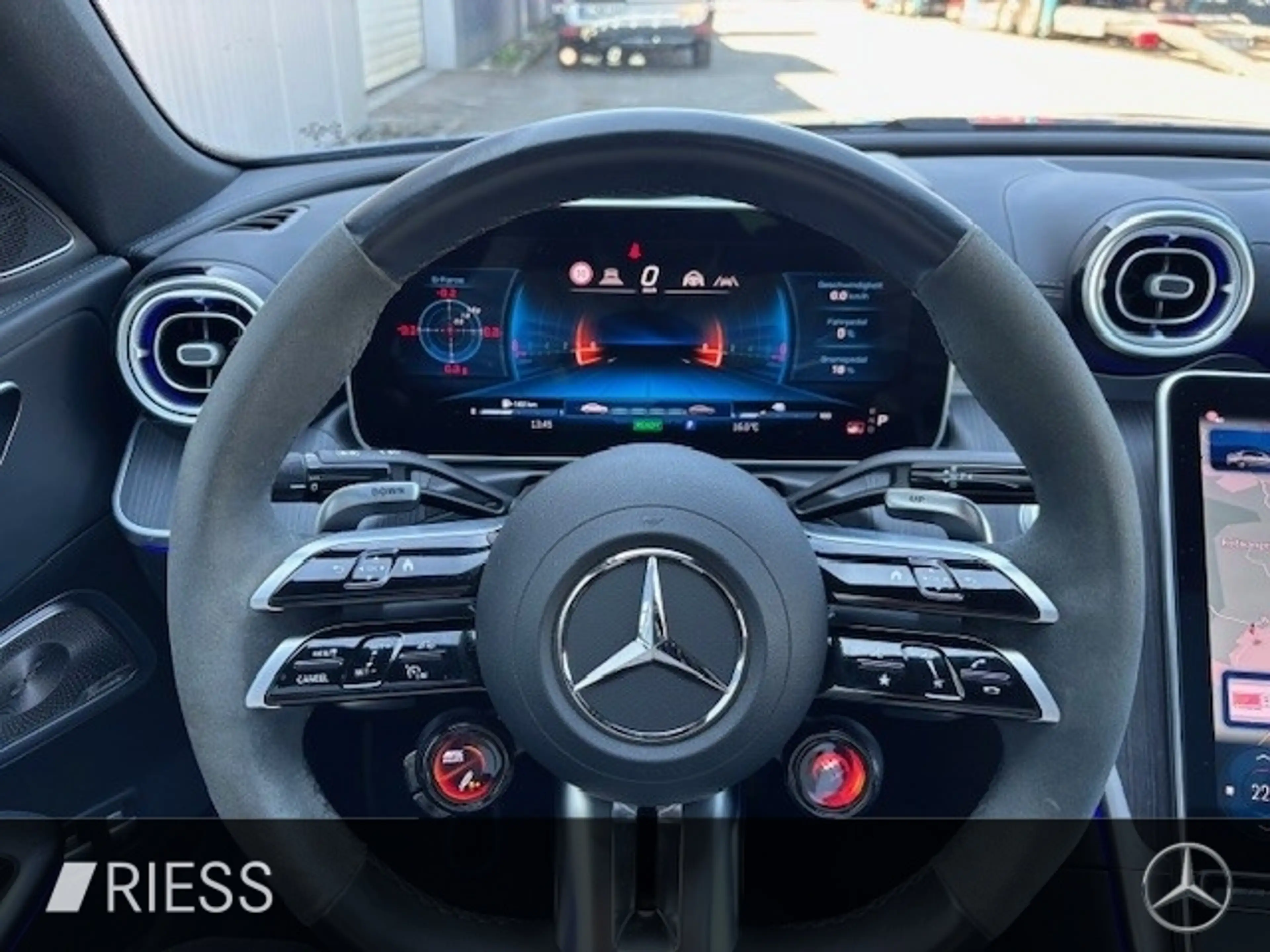 Mercedes-Benz C 63 AMG S E Night Distr Perf Sitze Pano HUD AHK — photo 14