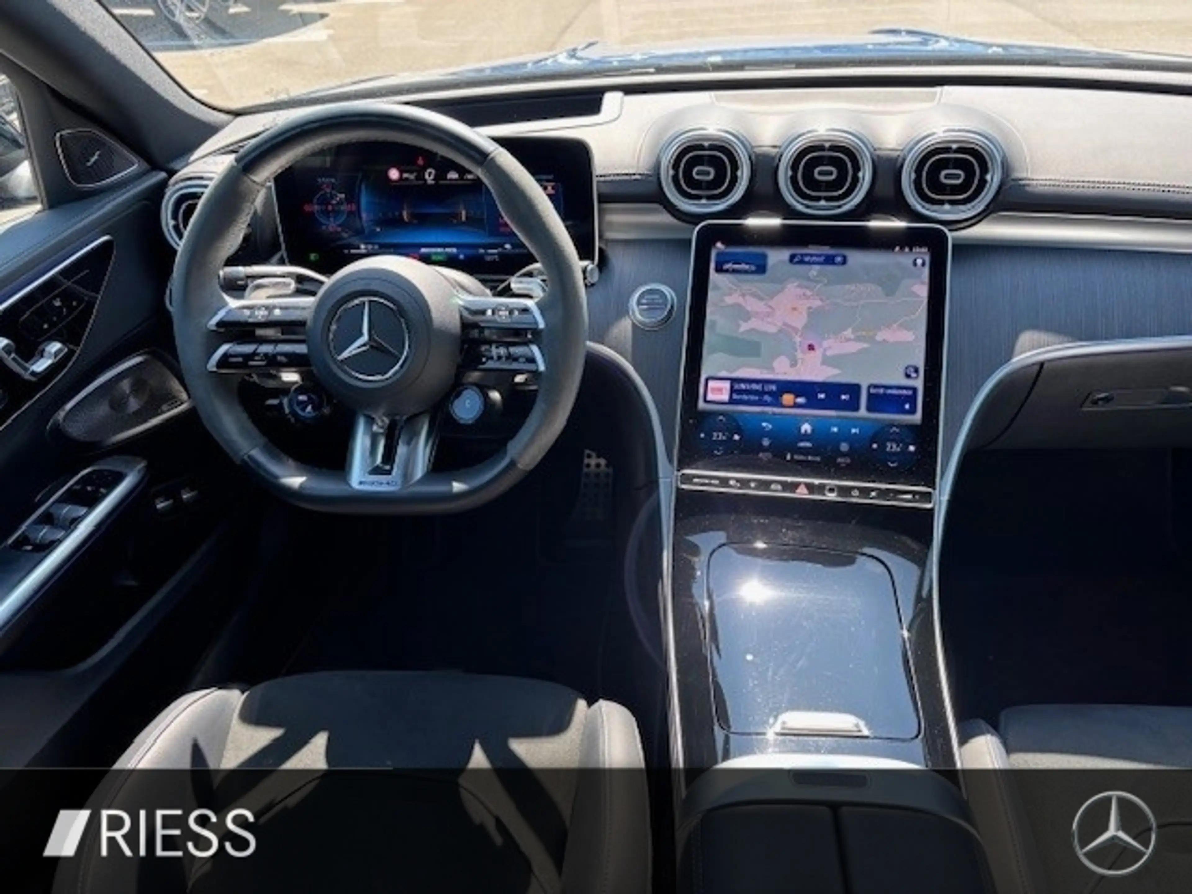 Mercedes-Benz C 63 AMG S E Night Distr Perf Sitze Pano HUD AHK — photo 12
