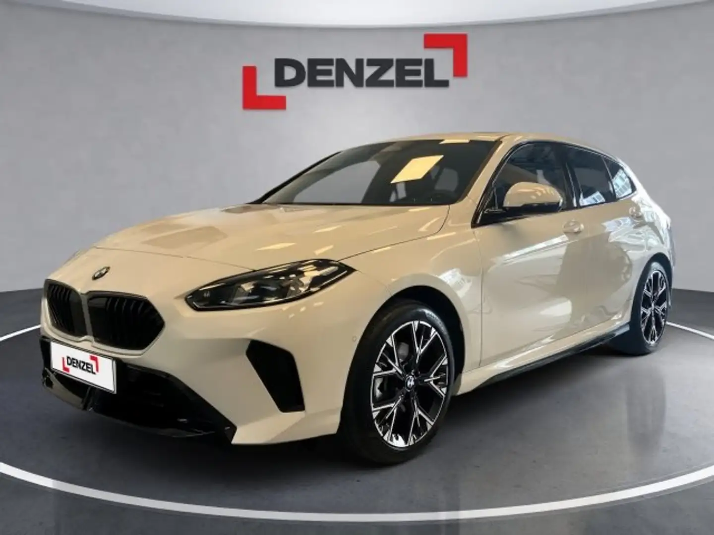 BMW 118 d 5-Türer F70 B47 Weiß - 1