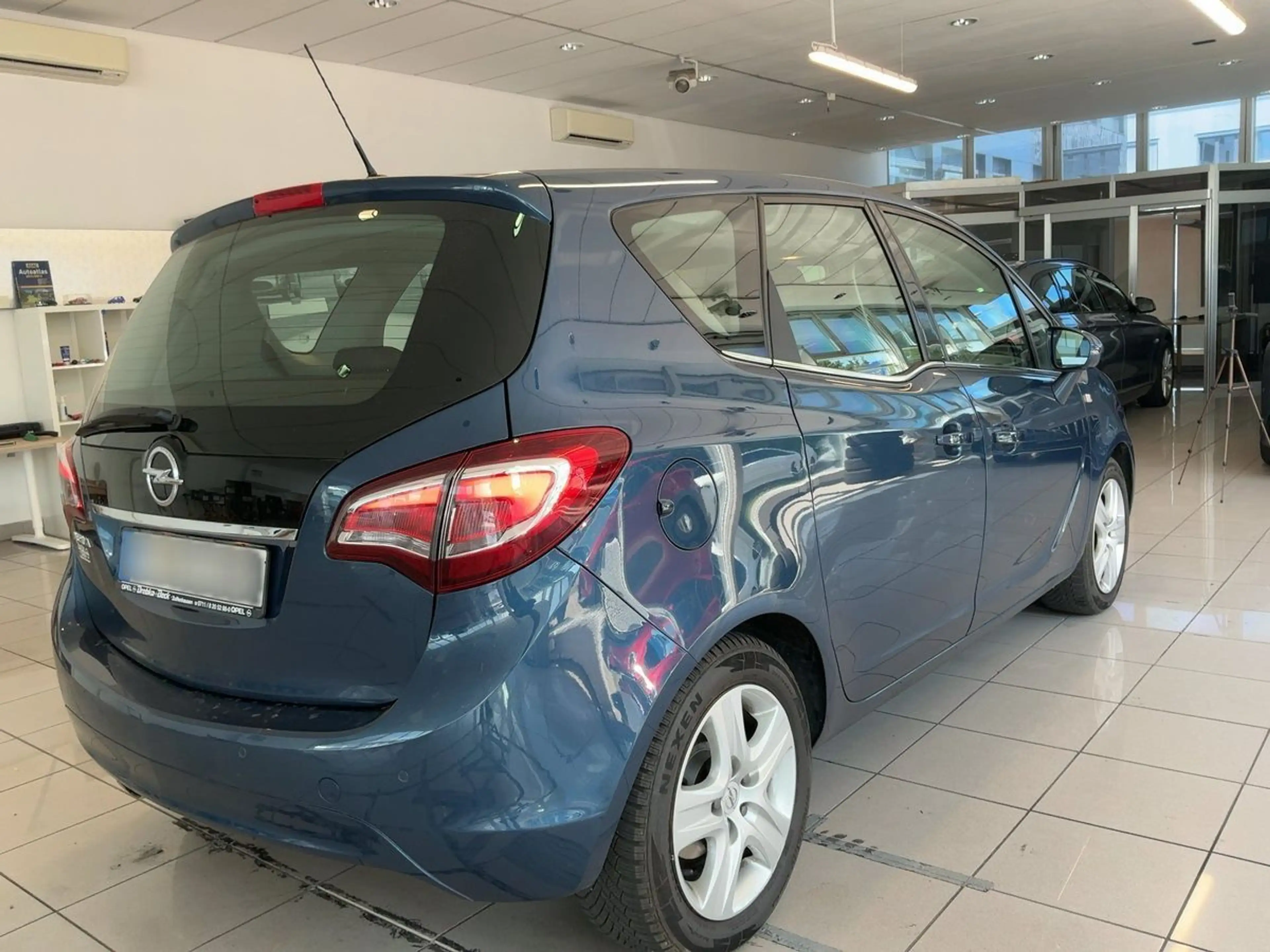 Opel Meriva 1.4 Turbo Automatik SHZ PDC Tempomat EU6 — photo 4