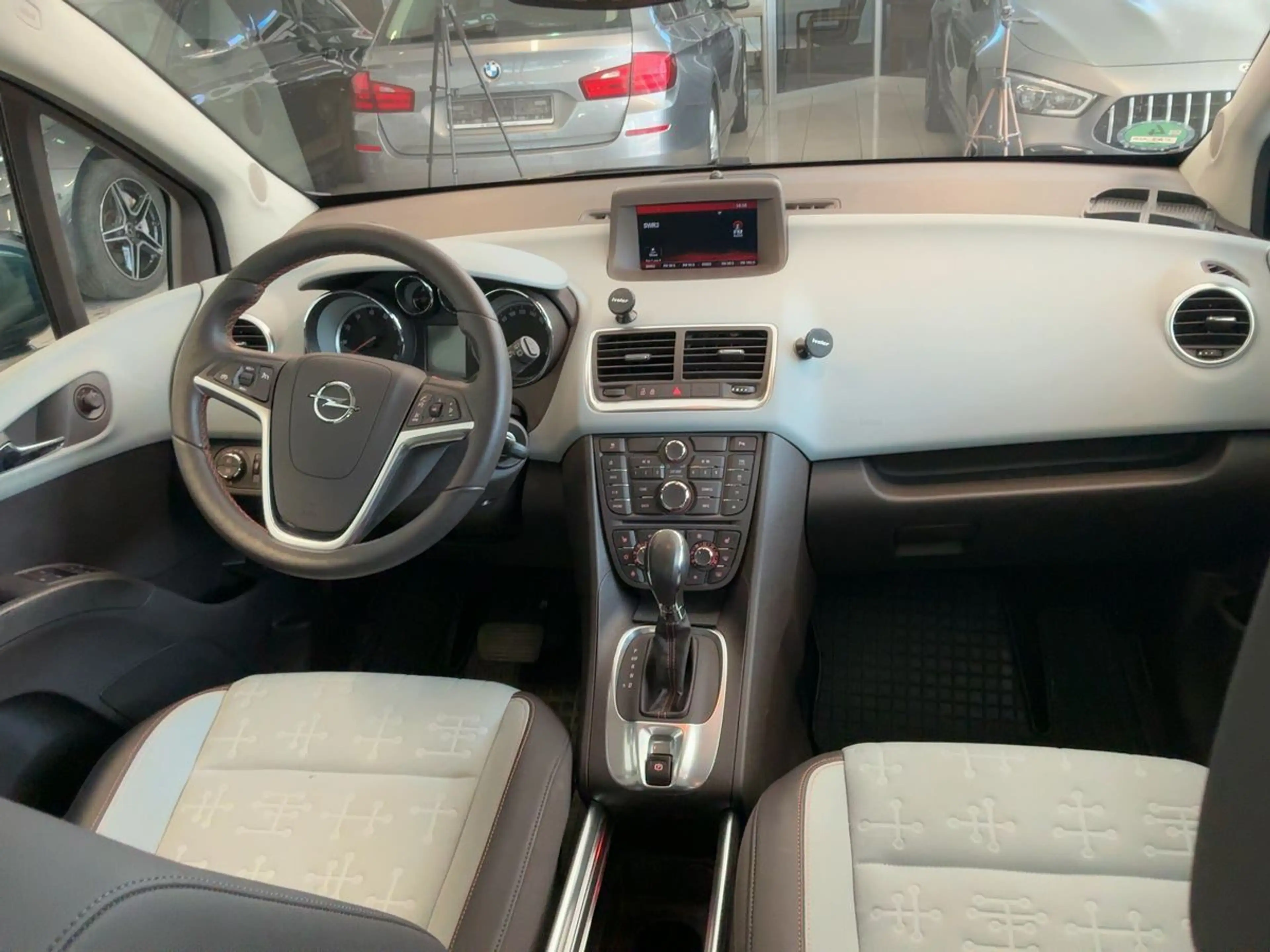 Opel Meriva 1.4 Turbo Automatik SHZ PDC Tempomat EU6 — photo 7