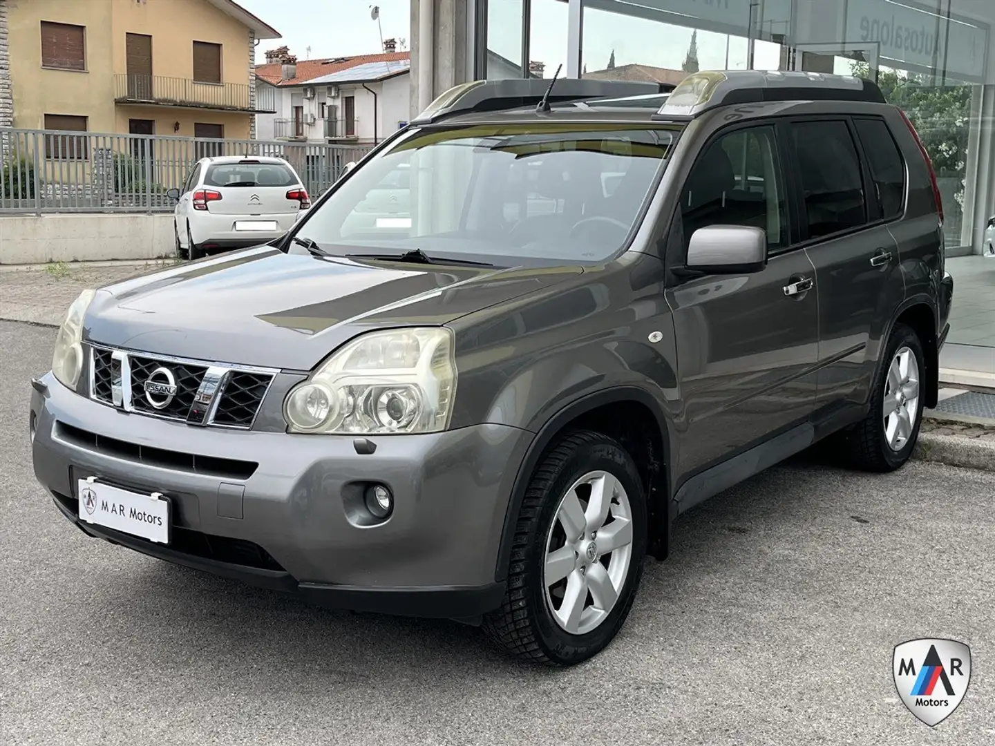 Nissan X-Trail X-Trail 2.0 dci LE 173cv 4X4 Grigio - 1
