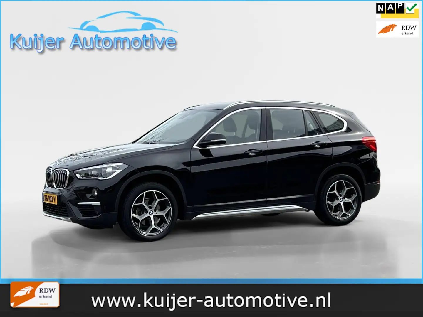 BMW X1 SDrive16d High Executive Zwart - 1