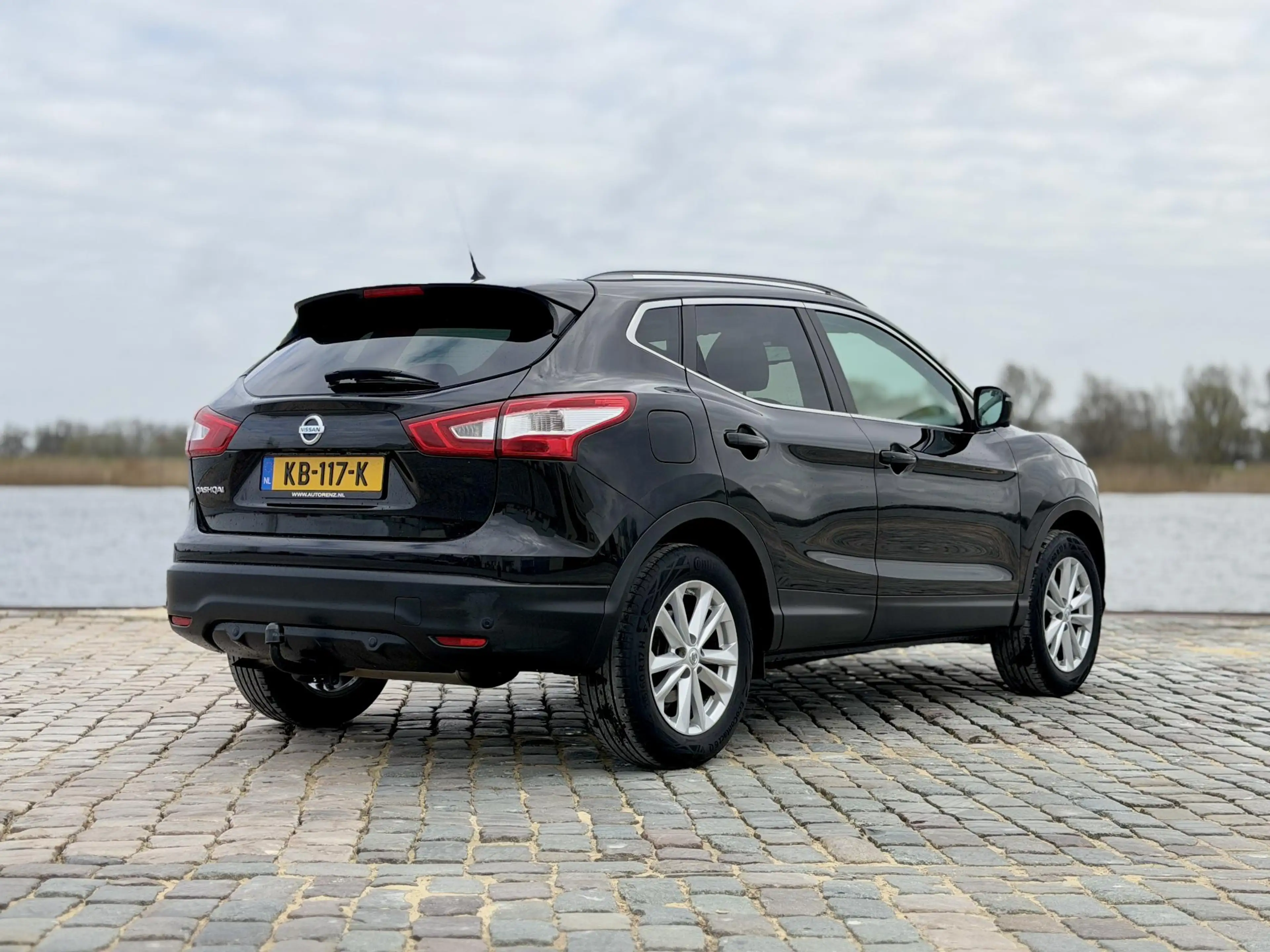 Nissan Qashqai 1.2 Business Edition|Pano Dak|Leer|360*Cam — photo 5