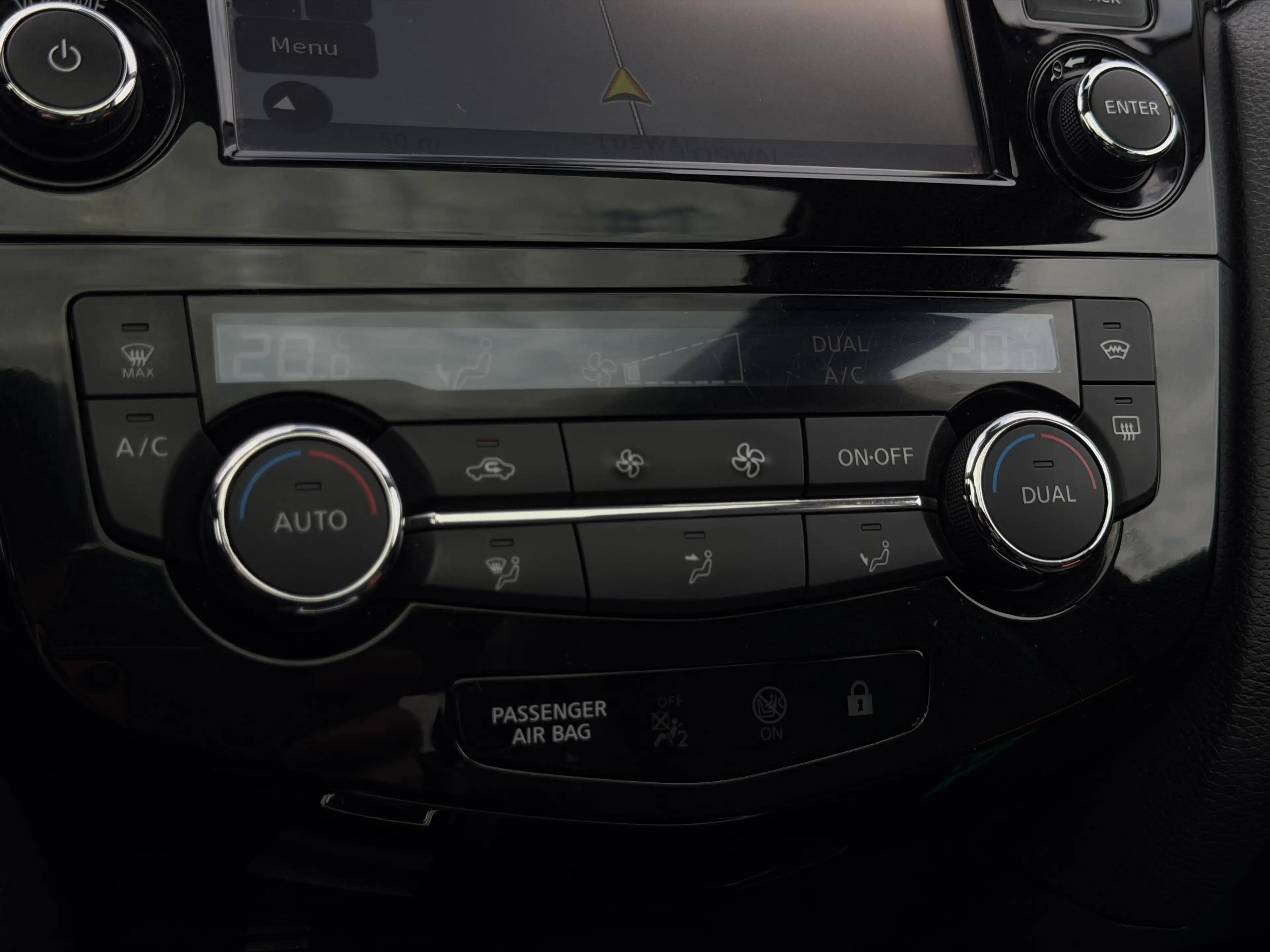Nissan Qashqai 1.2 Business Edition|Pano Dak|Leer|360*Cam — photo 25