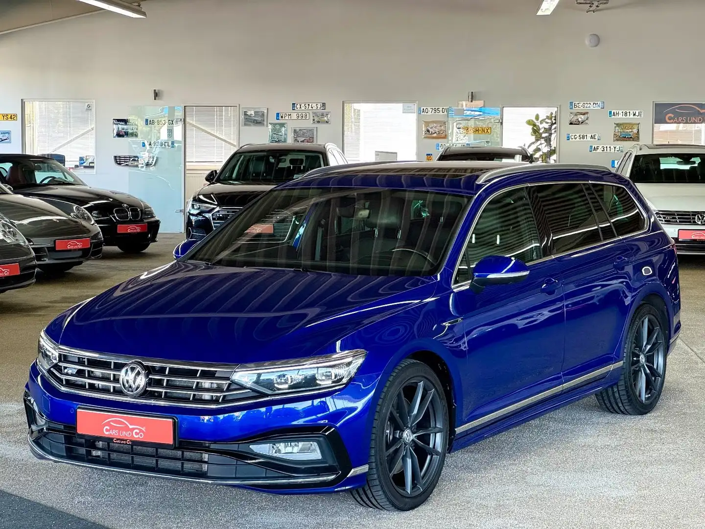 Volkswagen Passat Variant Passat 2.0 TDI R-Line 4M *AHK*STHZ*PAN*HUD*360° Blauw - 1