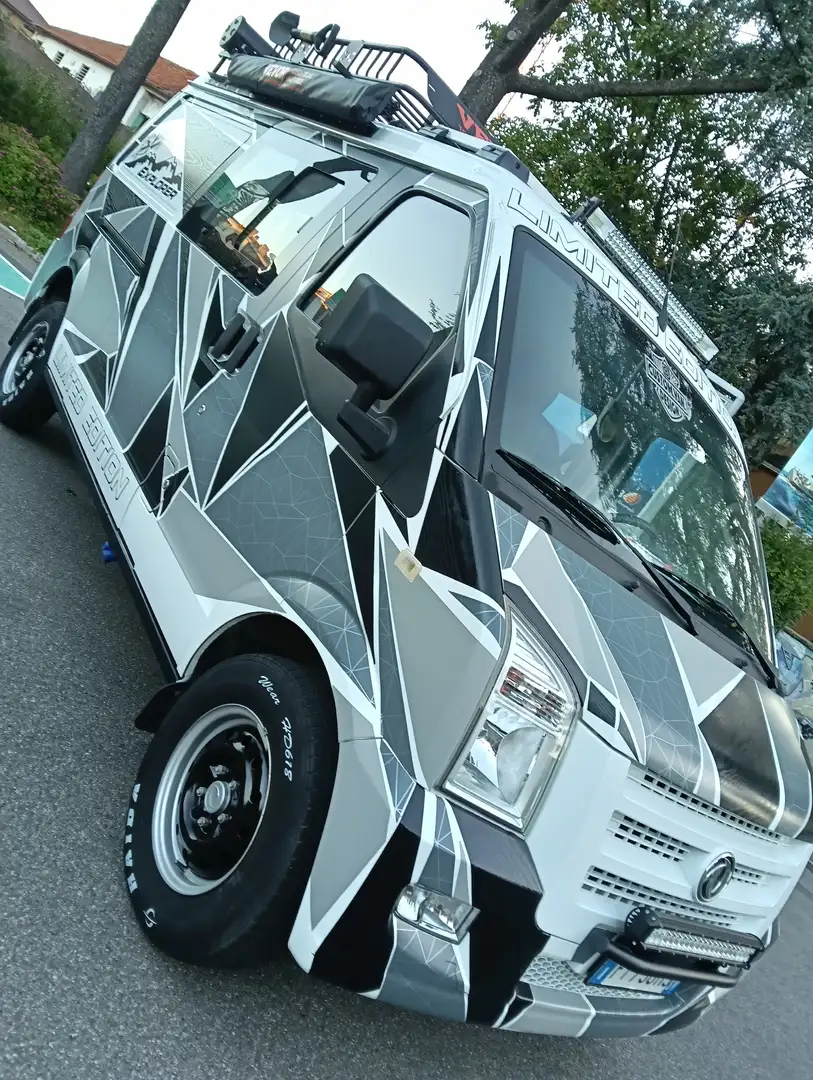 Dongfeng giotti victoria gladiator multivan Weiß - 2