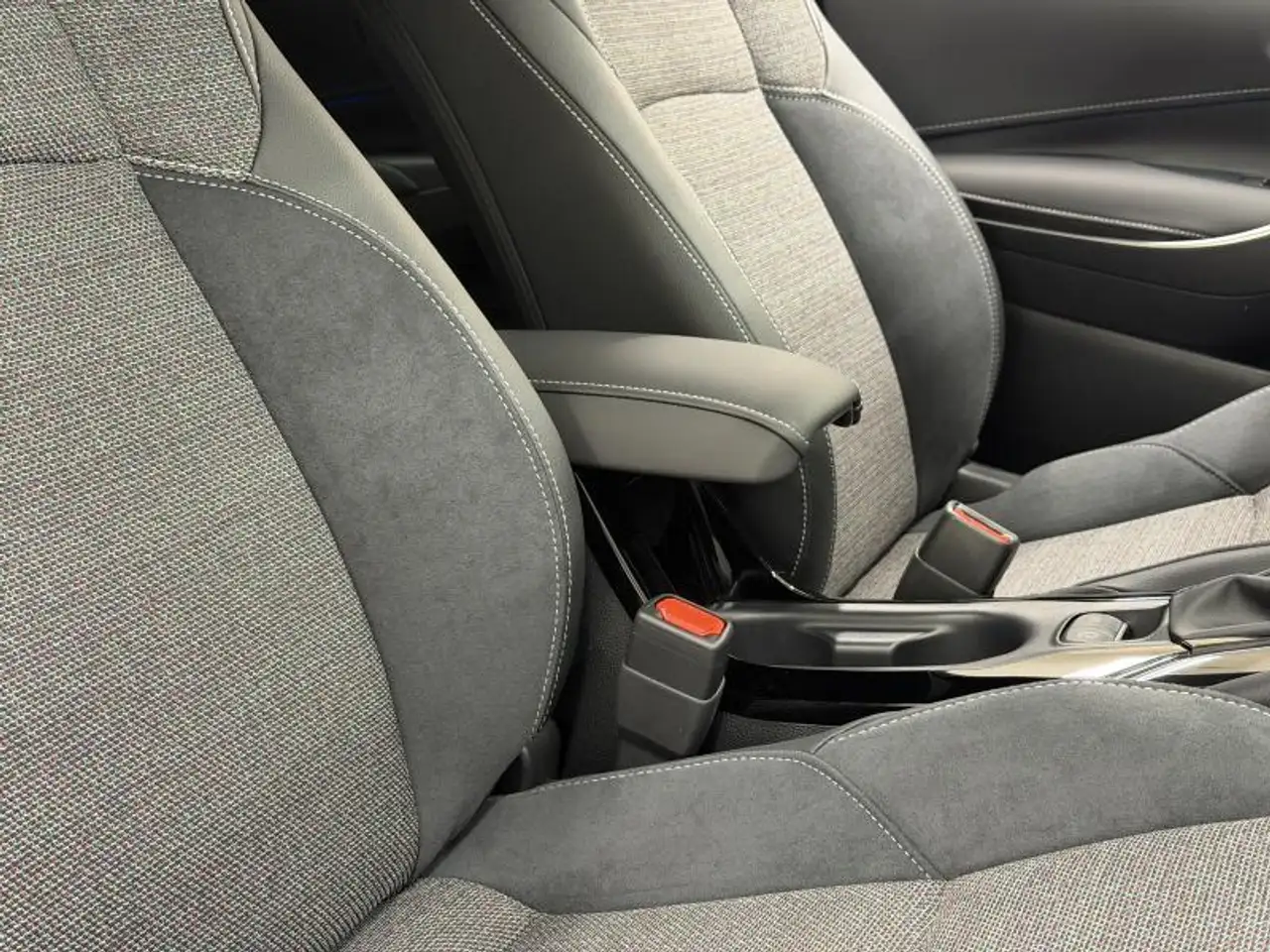 Toyota Corolla 2026 — фото 11