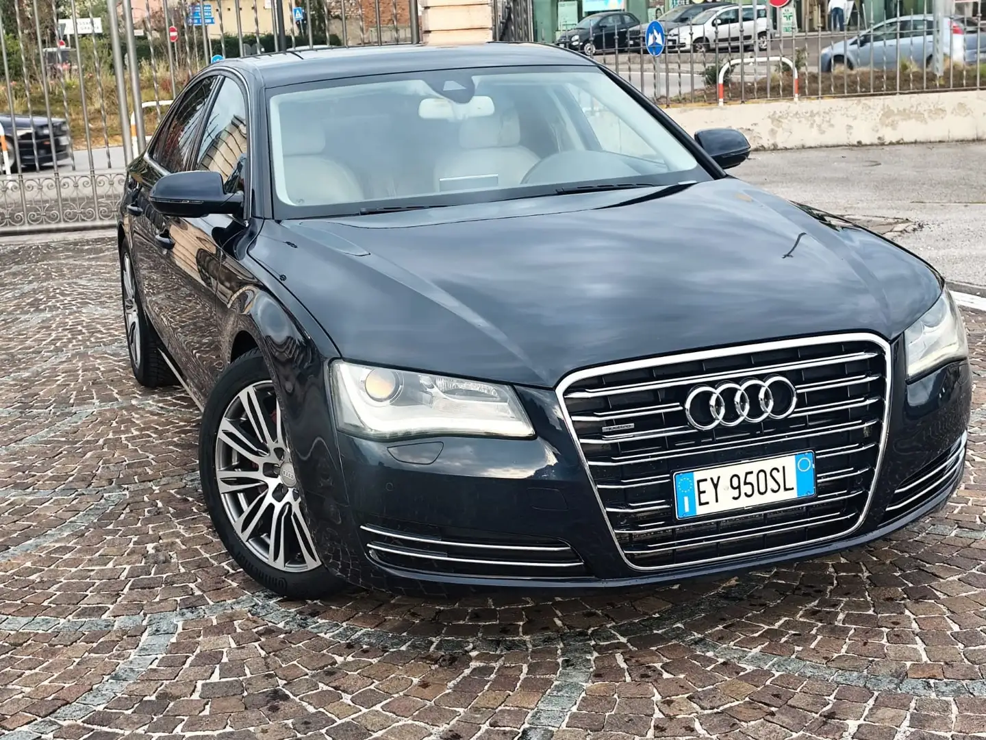 Audi A8 L 3.0 V6 tdi quattro tiptronic - 1