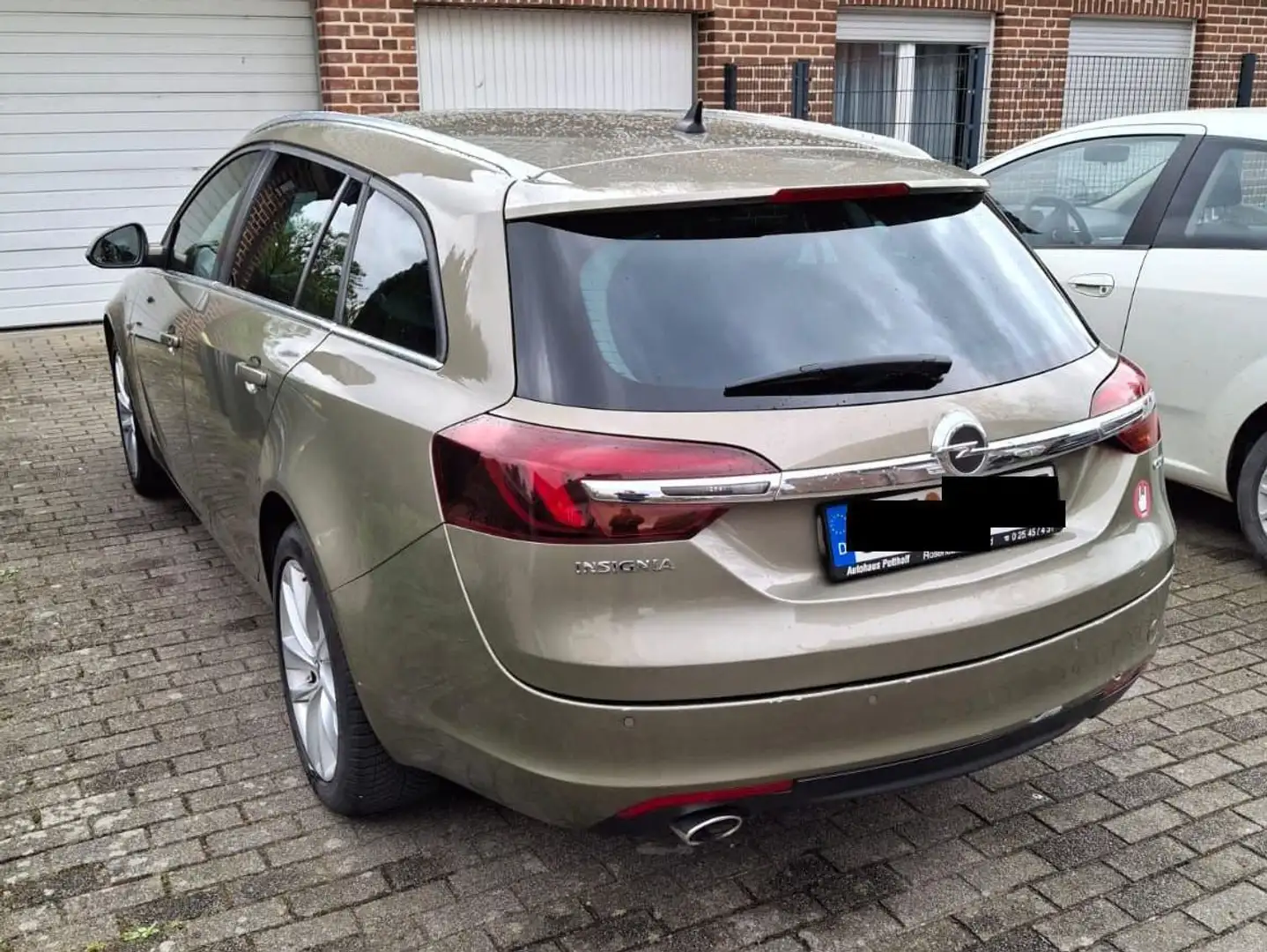 Opel Insignia Insignia 2.0 CDTI Sports Tourer Aut. Edition Beige - 2