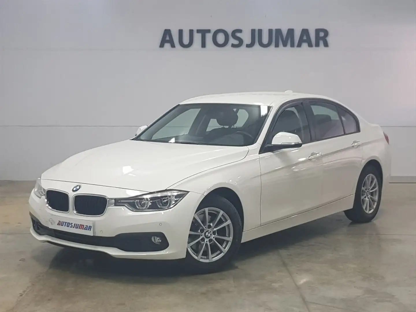 BMW 318 318d Bílá - 1