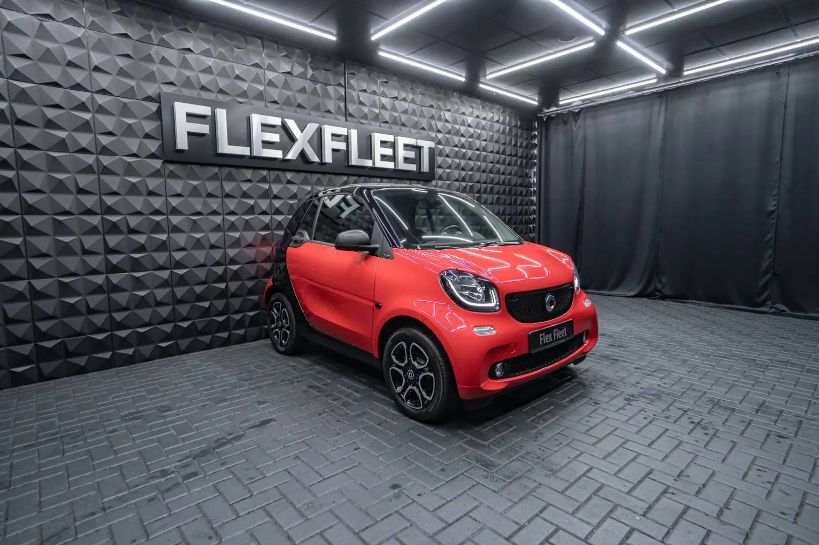 smart forTwo Passion Turbo Cabrio Navi  Komfort Paket SHZ Schwarz - 2