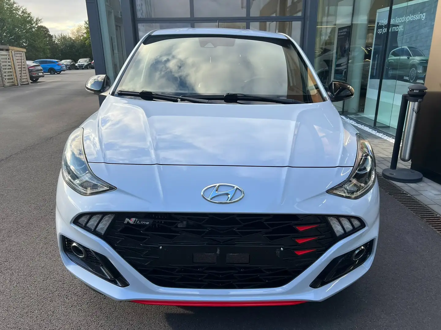 Hyundai i10 i10 1.0 T-GDI Sky N-Line! Sportieve stadswagen Wit - 2