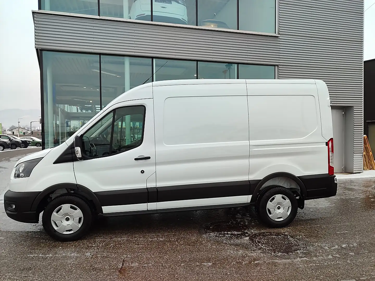 Ford Transit Transit Kasten 2,0 EcoBlue L2H2 350 Trend Weiß - 2