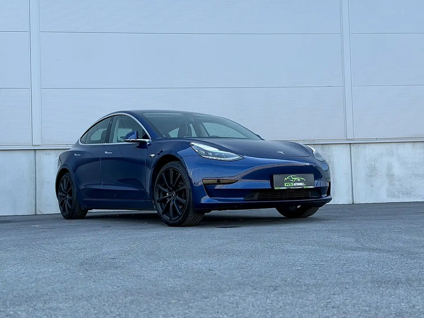 Tesla Model 3 Standard Range RWD Plus MwSt Blau - 2