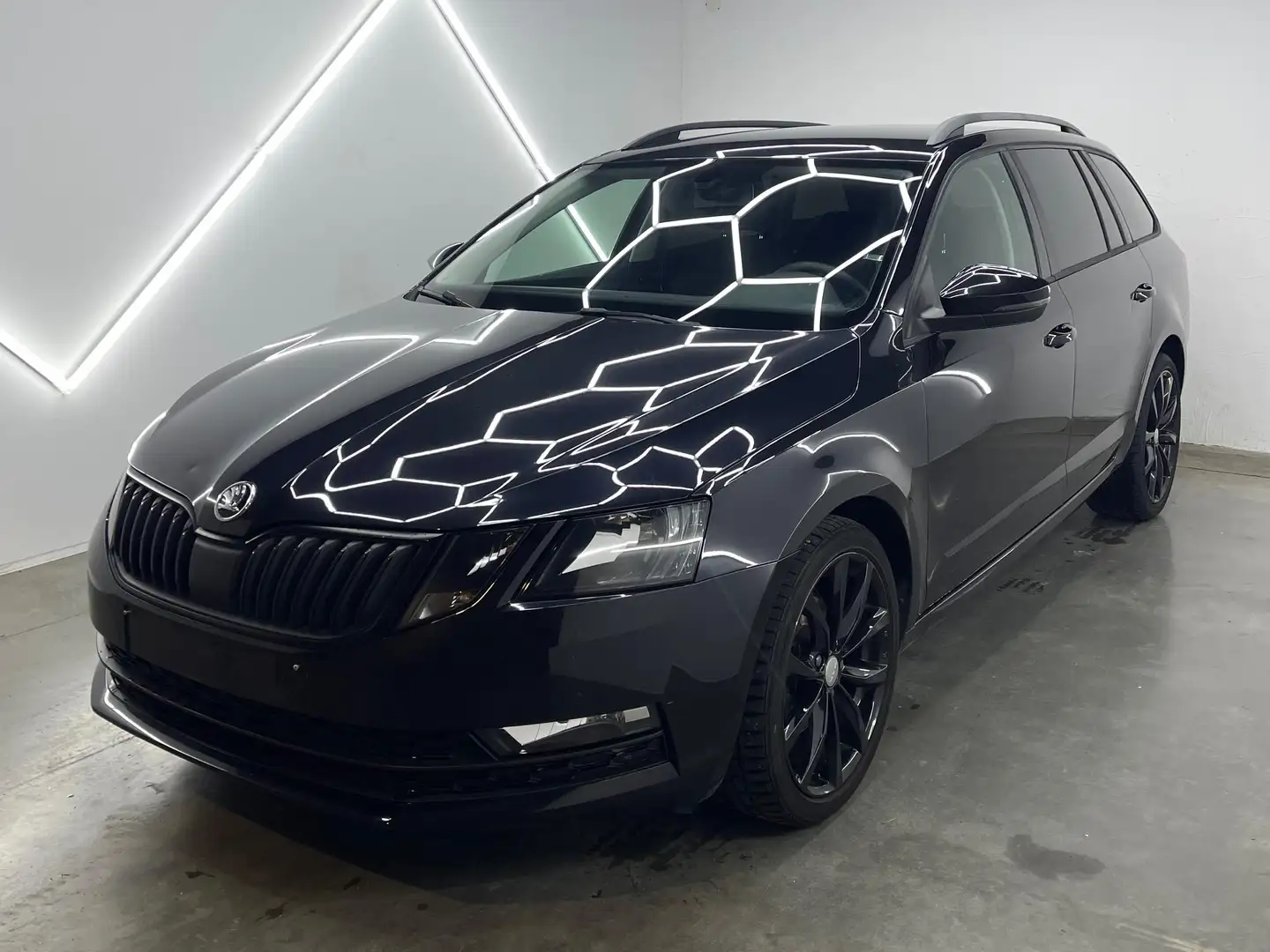 Skoda Octavia Octavia Combi 1.4 TSI Style Noir - 1
