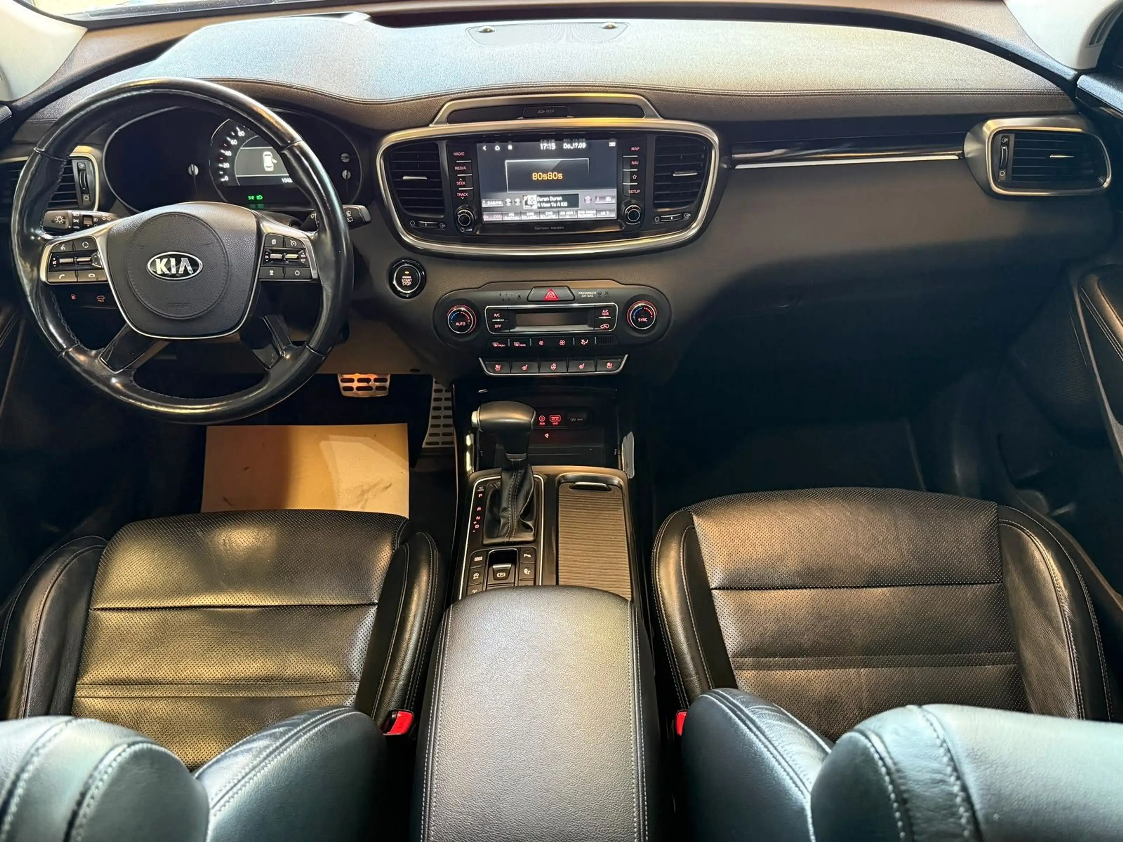Kia Sorento Platinum Edition 4WD Panorama / 360° Kam — photo 15