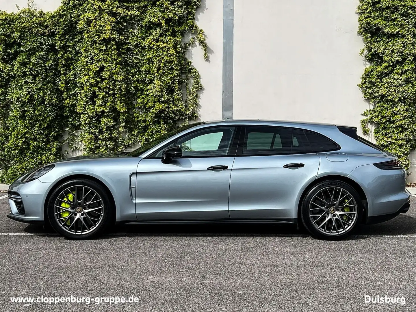 Porsche Panamera S E-Hybrid Sport Turismo VERKAUF NUR GEWERBLICH He Stříbrná - 2
