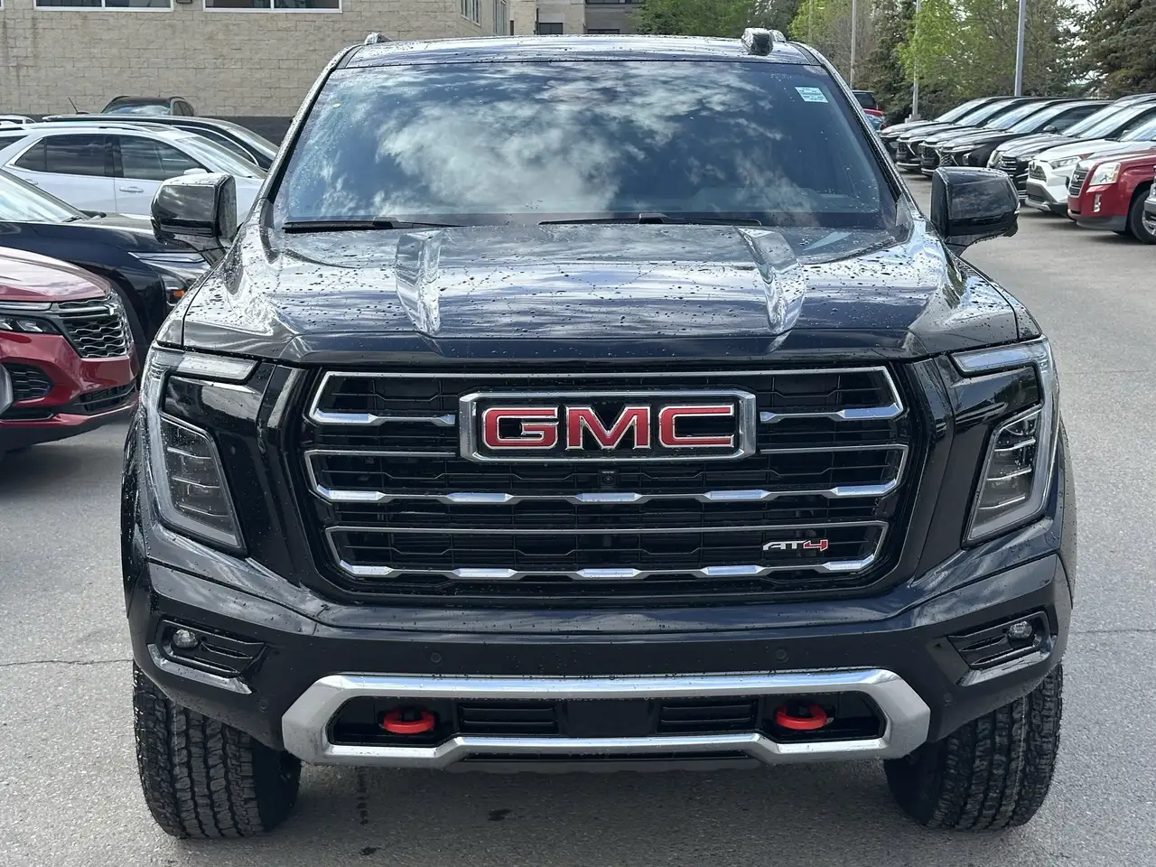 GMC Yukon снимка GMC Yukon