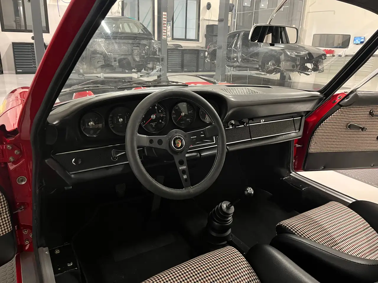 Porsche 911 t, foto 6