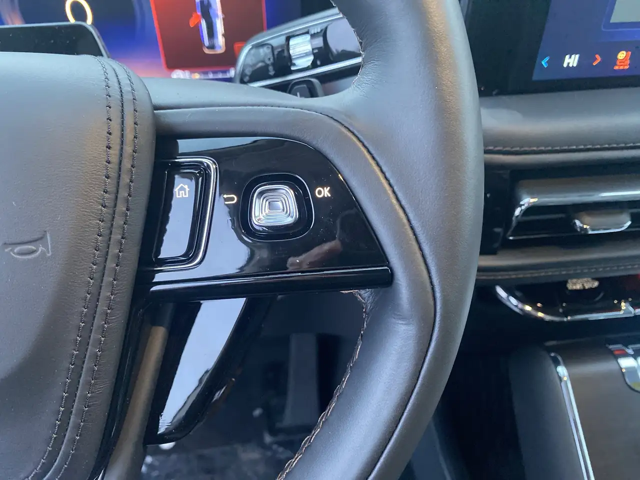 Lincoln Aviator снимка Lincoln Aviator