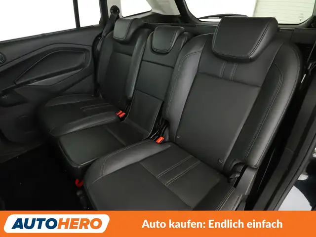 Ford Grand C-Max view 14