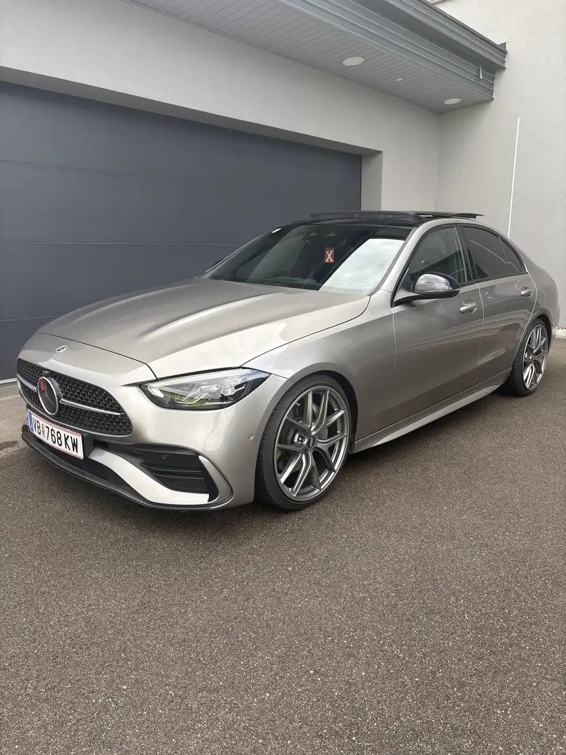 Mercedes-Benz C 220 220d 4Matic Aut. Amg-Line Pano Hifi Massage Grau - 1